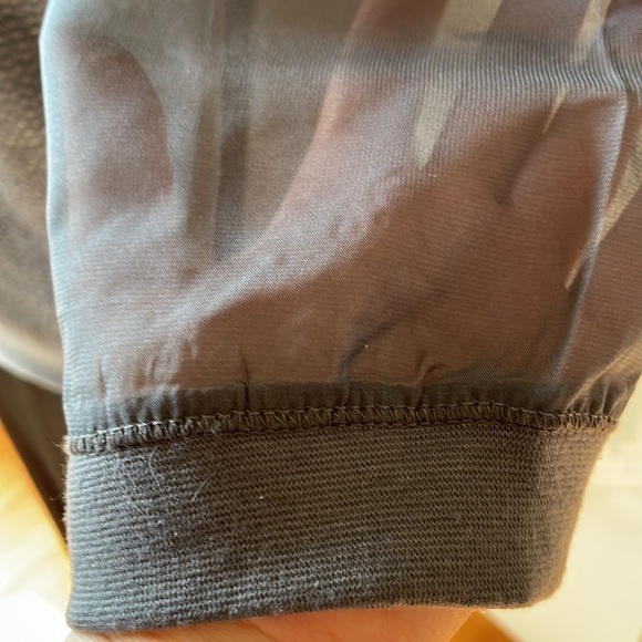 IRIS SINGER Collection Top 3/4 Sleeve Color-Gray Size-Large - Picture 6 of 15